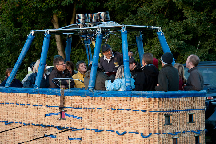 You will have plenty of opportunity to ask any question both before take off during the safety briefing and during your balloon flight. Balloon Rides’ pilots all pride themselves on their knowledge of ballooning and of the local area so feel free to ask, but perhaps not when you are landing and the pilot needs to concentrate!